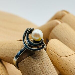 SIFFARI Modernist Sterling Silver Pearl Ring | Mid Century Sculptural Design